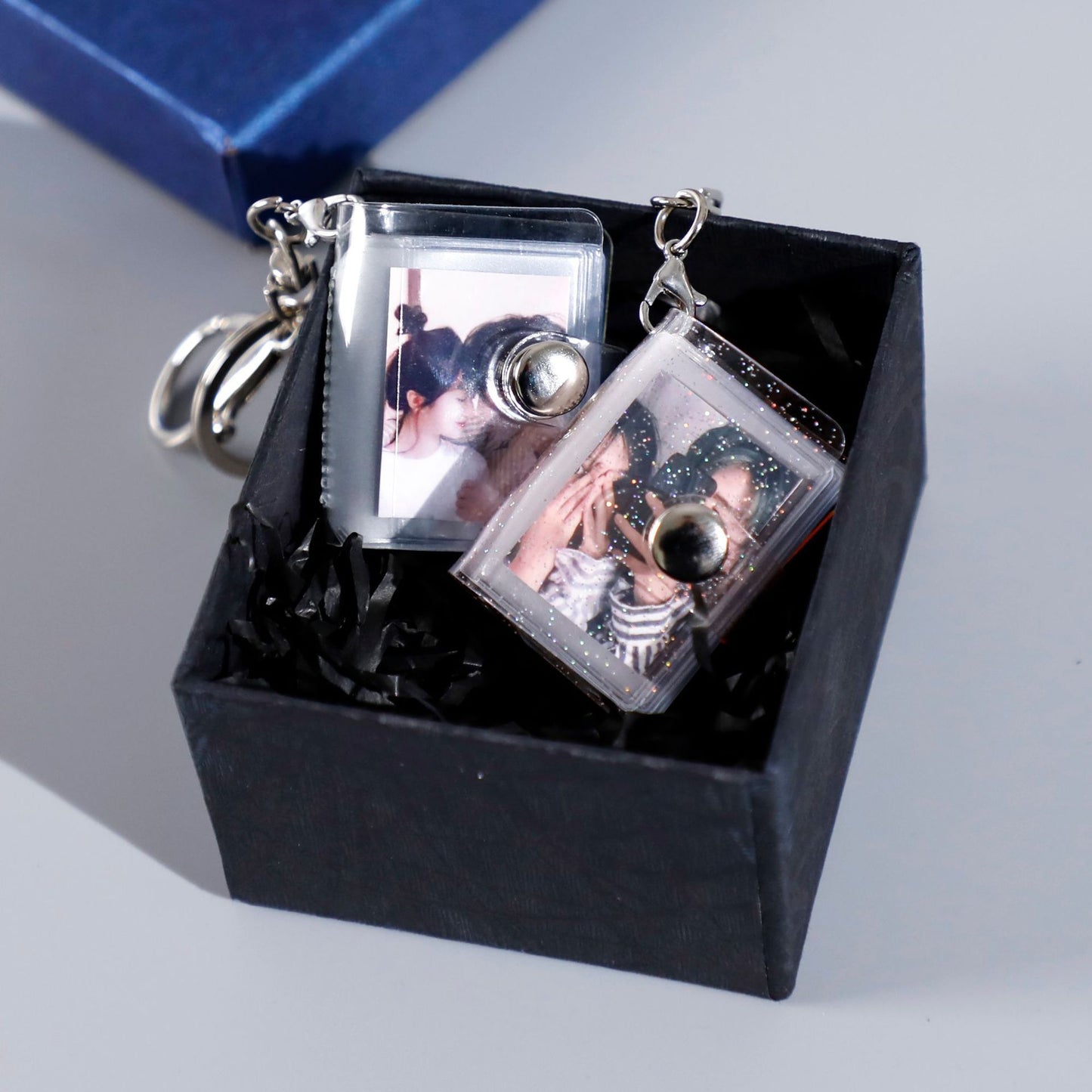 Mini Photo Album Keychain – Portable & Personalized Memory Keeper - Tribe Feel