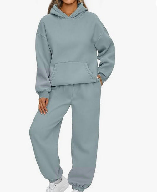 2-Piece Women’s Travel Hoodie & Sweatpants Set – Comfy Airport Outfit Travel Clothing