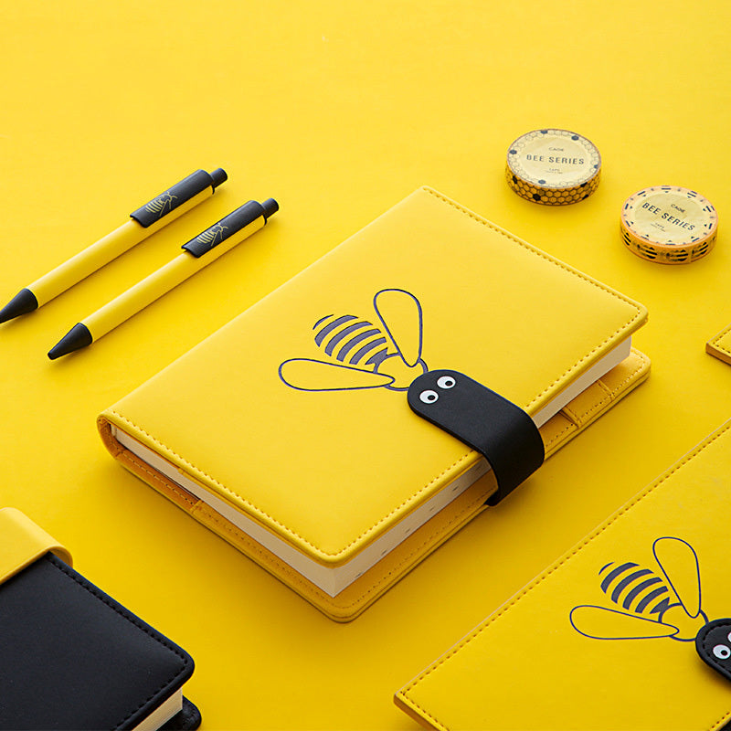 Bee Travel Notebook – 144-Page A5 Journal for Notes, Sketches & Travel Memories