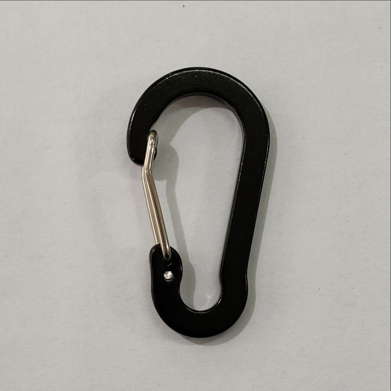 6-Piece Carabiner Set – Durable, Lightweight Clips for travel and outdoor adventures - Tribe Feel