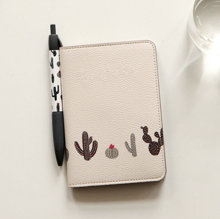 Animal & Plant Passport Holder – Unique Travel Gift & Travel Document Organiser for Travel Lovers -  Travel Gifts